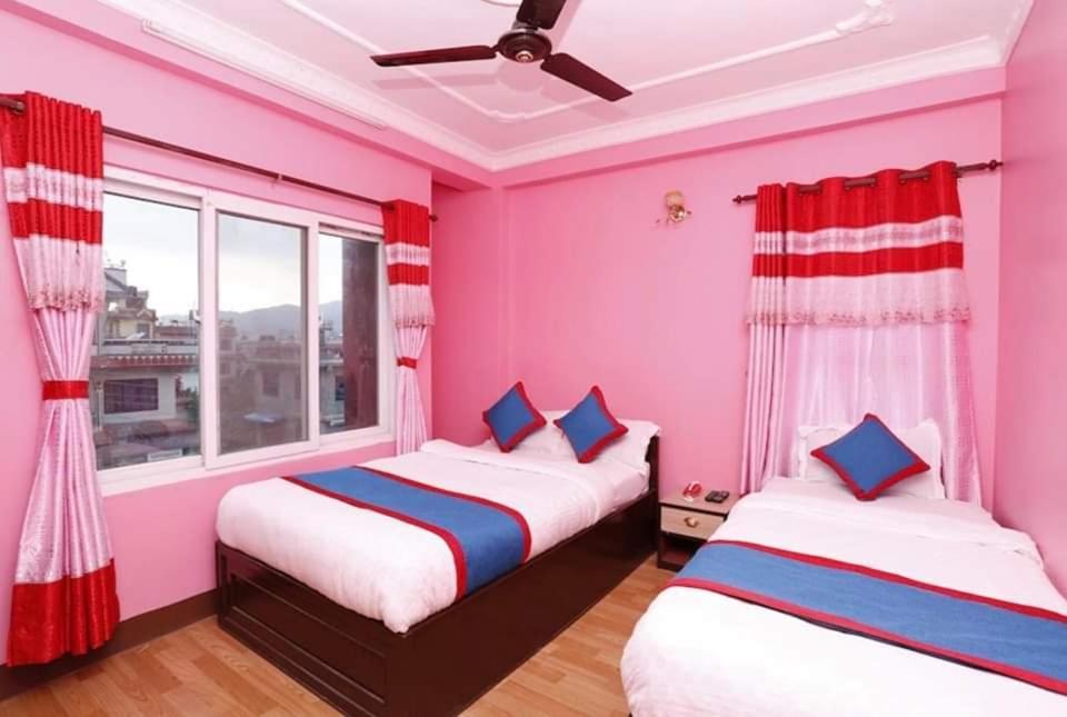 Hotel Chandragiri Paradise กาฐมาณฑุ ภายนอก รูปภาพ