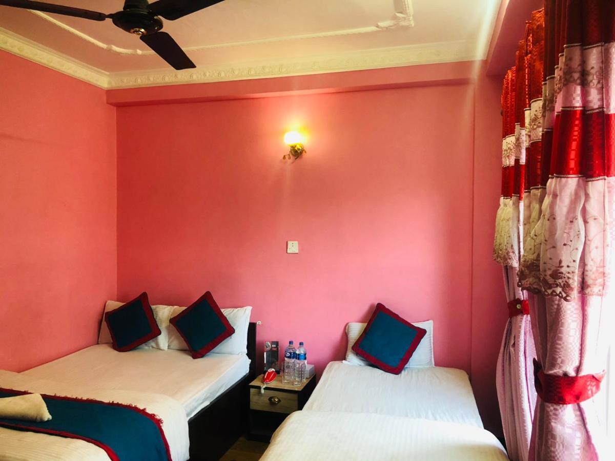Hotel Chandragiri Paradise กาฐมาณฑุ ภายนอก รูปภาพ
